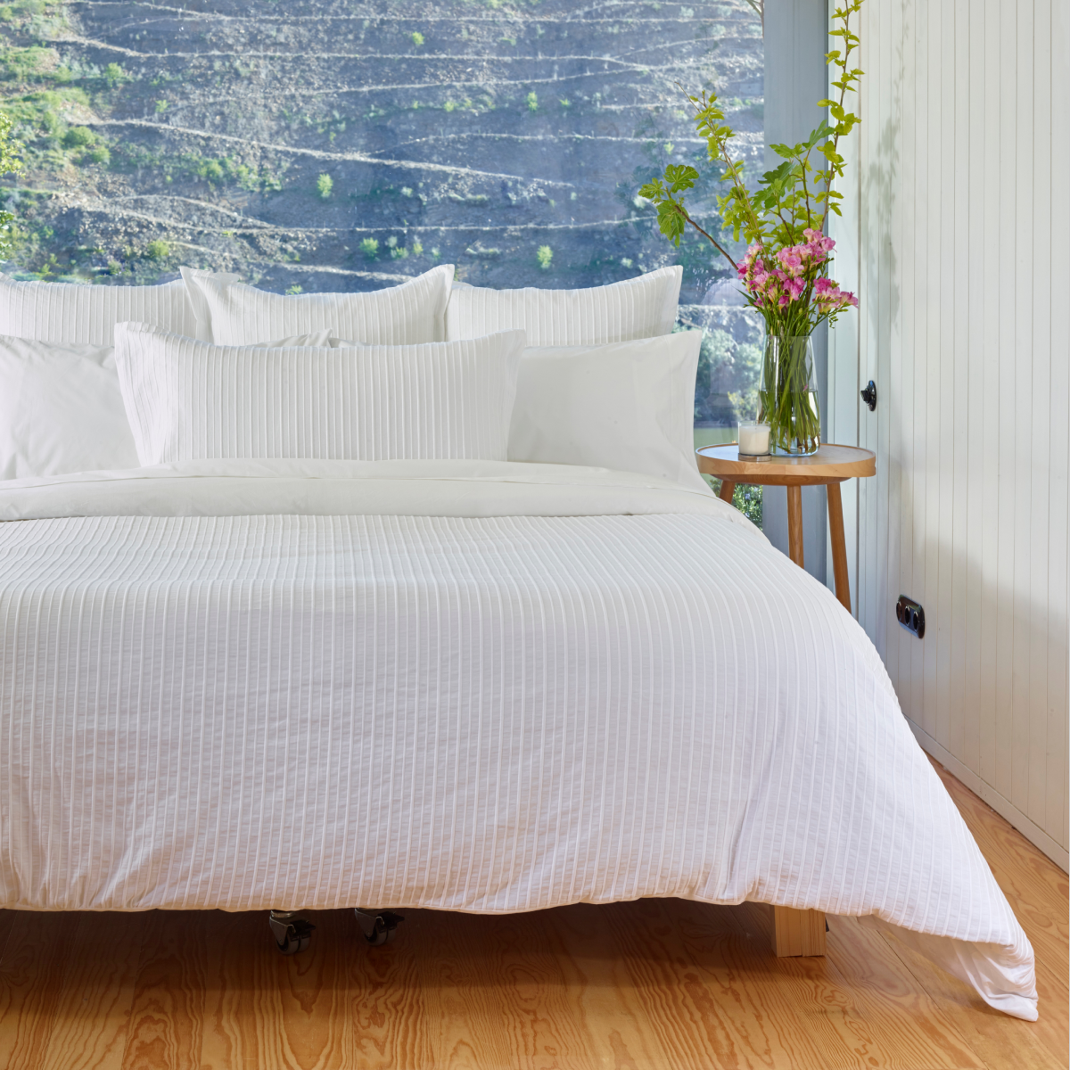 Mila Matelassé Duvet Cover