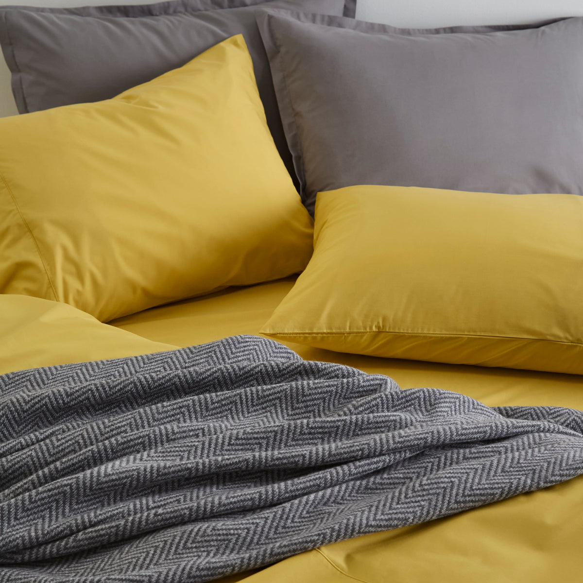 Luxe Cashmere Wool Throw