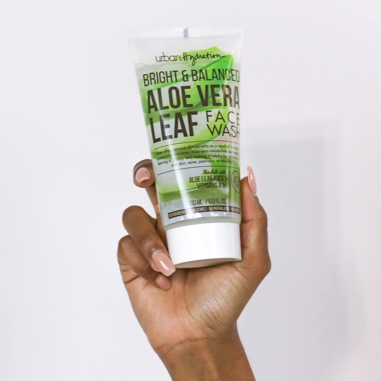 Urban Hydration Bright & Balanced Aloe Vera Leaf Face Wash