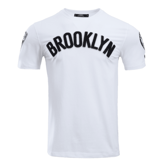 NBA BROOKLYN NETS CLASSIC CHENILLE MEN'S TEE (WHITE)