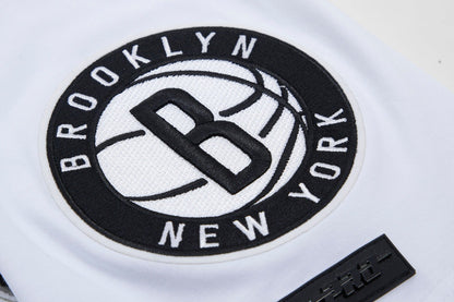 NBA BROOKLYN NETS CLASSIC CHENILLE MEN'S TEE (WHITE)