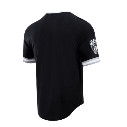 NBA BROOKLYN NETS CLASSIC CHENILLE MEN'S TEE (BLACK)