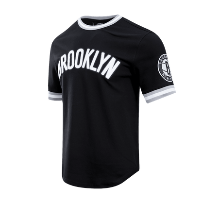 NBA BROOKLYN NETS CLASSIC CHENILLE MEN'S TEE (BLACK)