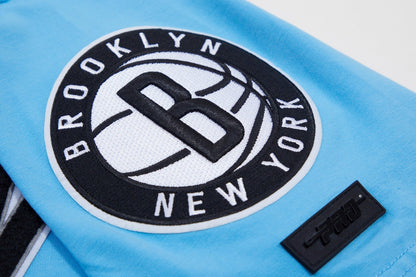 NBA BROOKLYN NETS CLASSIC CHENILLE MEN'S TEE (UNIVERSITY BLUE)