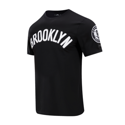 NBA BROOKLYN NETS CLASSIC CHENILLE MEN'S TEE (BLACK)