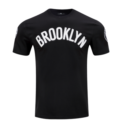 NBA BROOKLYN NETS CLASSIC CHENILLE MEN'S TEE (BLACK)