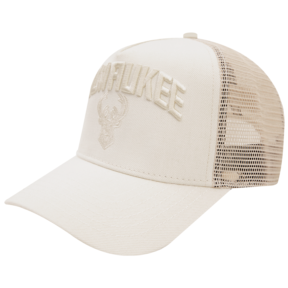 NBA MILWAUKEE BUCKS NEUTRAL PINCH FRONT UNISEX TRUCKER HAT (EGGSHELL)