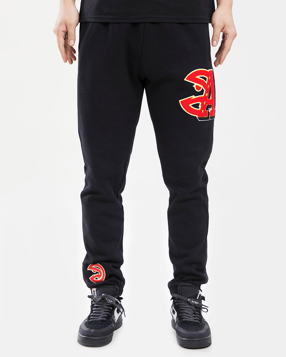 NBA ATLANTA HAWKS MASHUP MEN'S RIB SWEATPANT (BLACK/RED/BLACK)