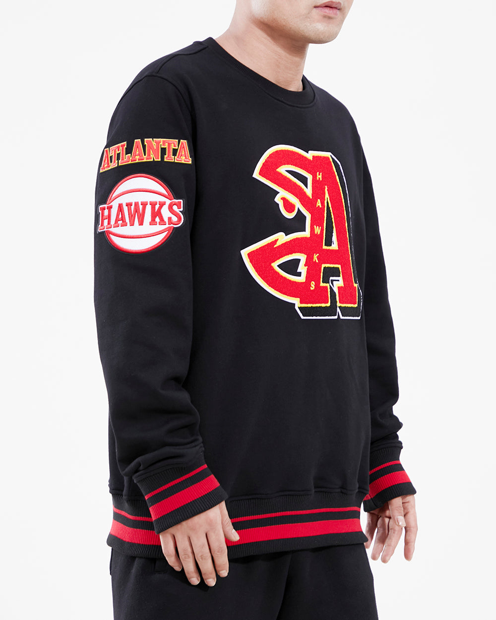 NBA ATLANTA HAWKS MASHUP MEN'S RIB CREWNECK (BLACK/RED/BLACK)