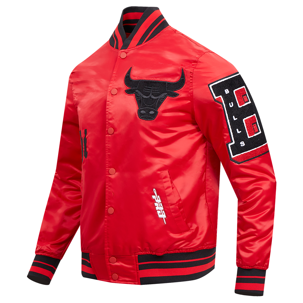 NBA CHICAGO BULLS OLD ENGLISH MEN'S LOGO SATIN JACKET (RED/BLACK)