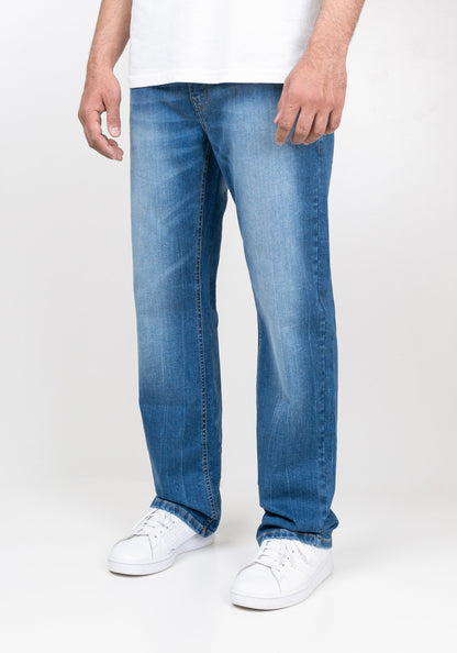 Medium Wash Straight Fit Jeans - Flex