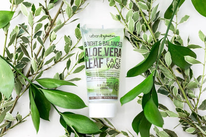 Urban Hydration Bright & Balanced Aloe Vera Leaf Face Wash