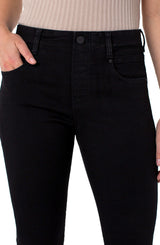 THE GIA GLIDER® PULL-ON SKINNY