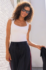SLEEVELESS BUILT-IN BRA KNIT TOP