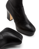 Luz: Black Nappa