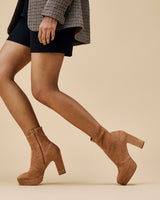 Luz: Toffee Suede