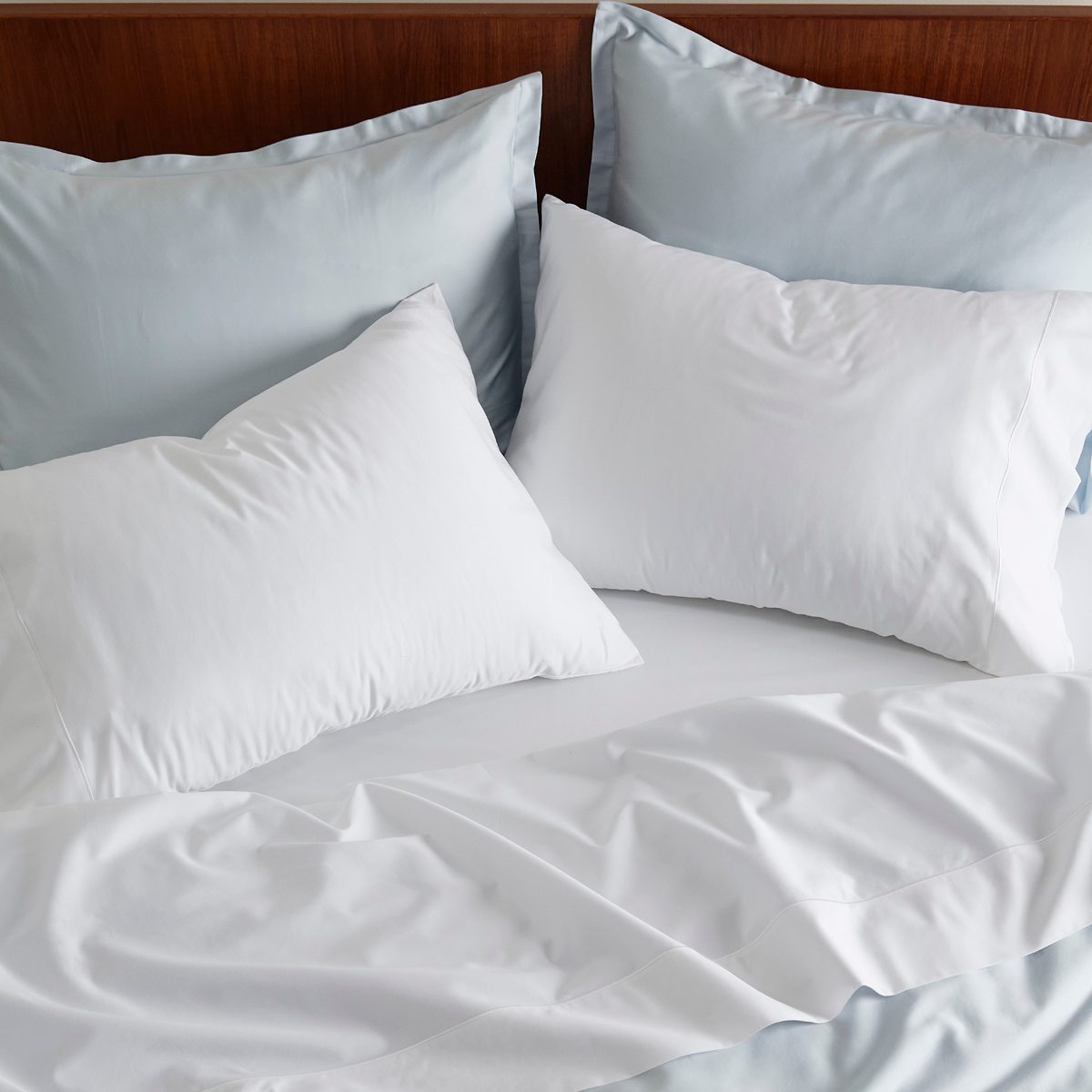 Sateen Duvet Cover & Shams Set