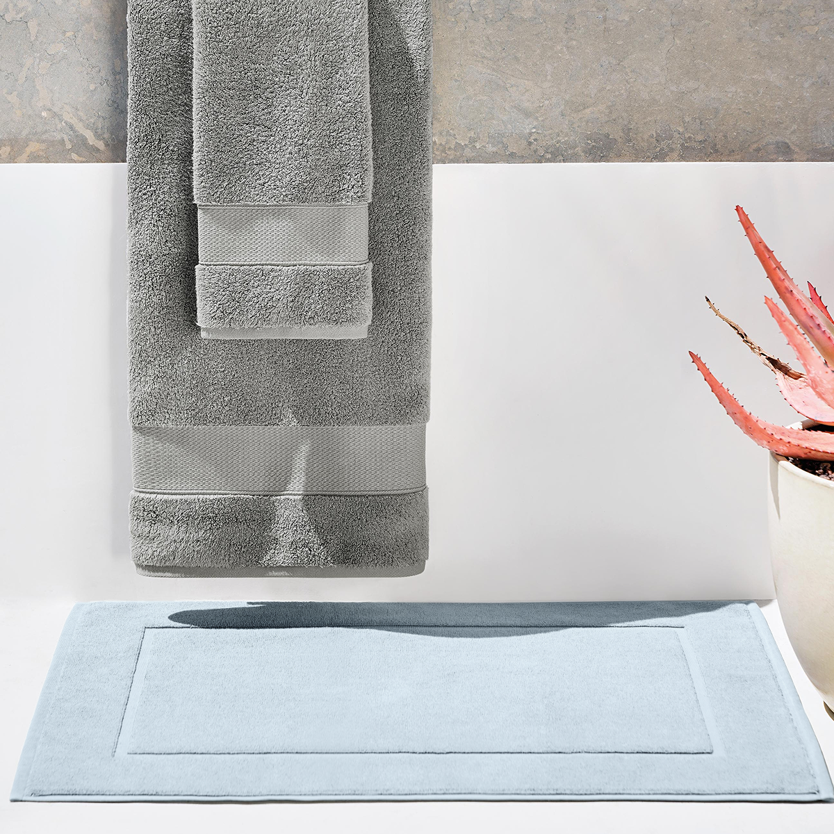 Signature Tub Mat