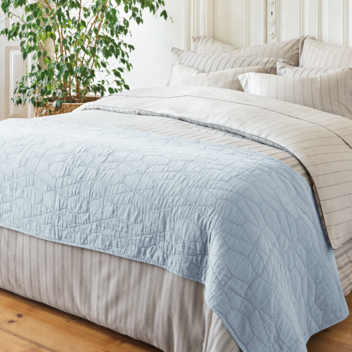 Mosaic Cotton Quilt & Shams Set
